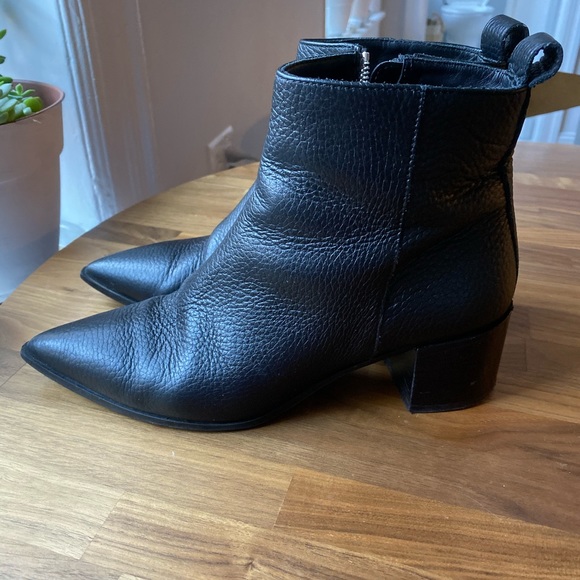 Everlane Shoes - Everlane Boss Boot